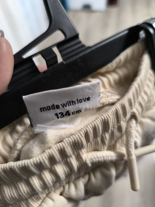 Pantaloni haioși pentru 8-9 ani