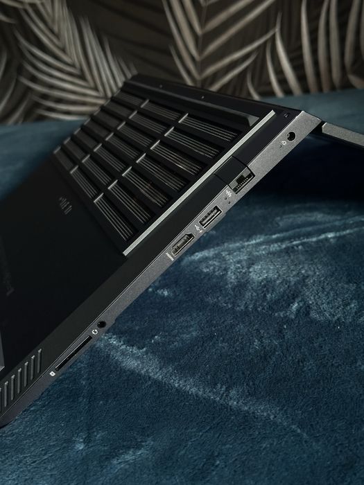 Laptop Gaming HP Omen 15 (RTX 3070, Ryzen 7, 16GB RAM, 1TB SSD) + Pachet Periferice | Garanție