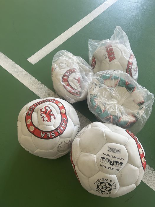 Продам кожаные Мячи