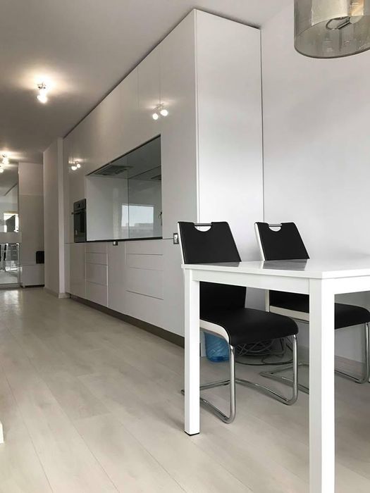 Дава се под наем Тристаен апартамент в София, Студентски град - 80 кв.м за 880 € - Снимка #5