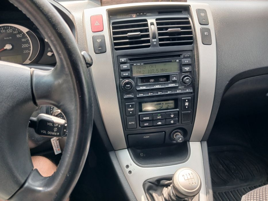 Vând hyundai tucson