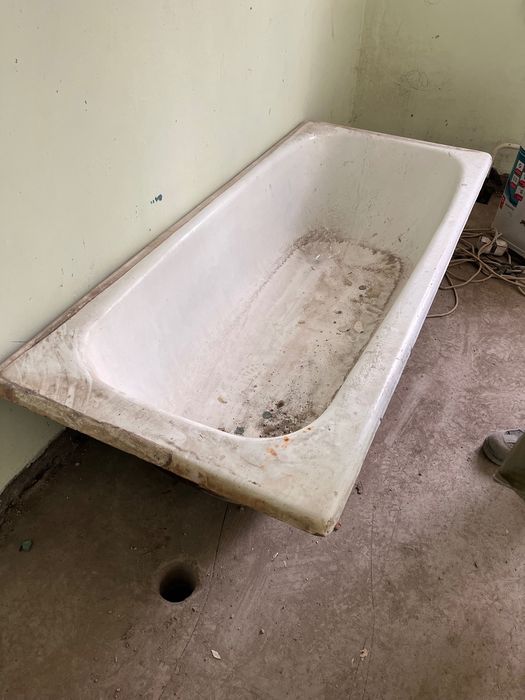Продам ванну б/у
