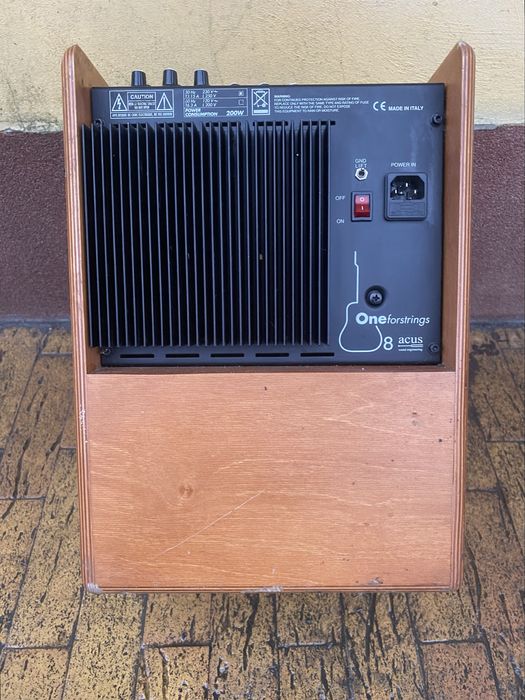 Acus Oneforstrings 8 amplificator chitara