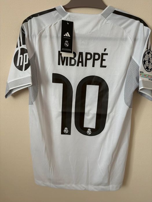Tricoul adidas Mbappe Real Madrid