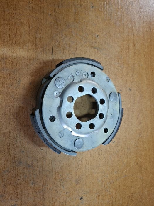 Ambreiaj Aprilia Scarabeo Atlantic  Gilera  Beverly  X9 Vespa 250-300c