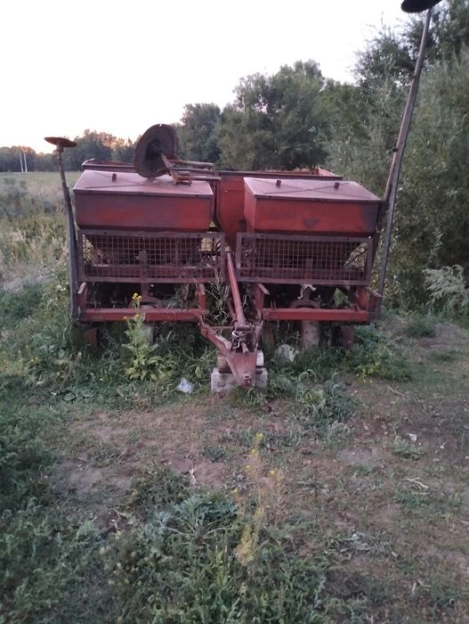 Продам Картофель копалка и сажалка