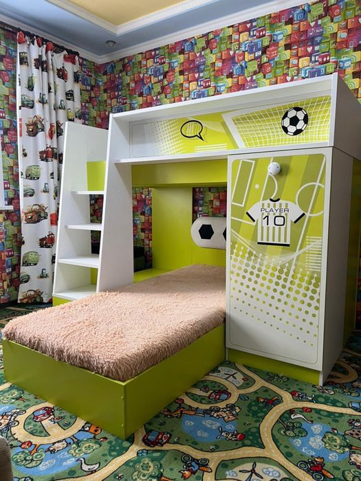 Продам детскую кроватку