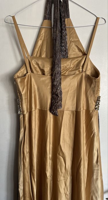 Дълга официална рокля