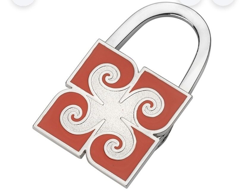 Закачалка за дамска чанта Димс-92 Pierre Cardin PCN025