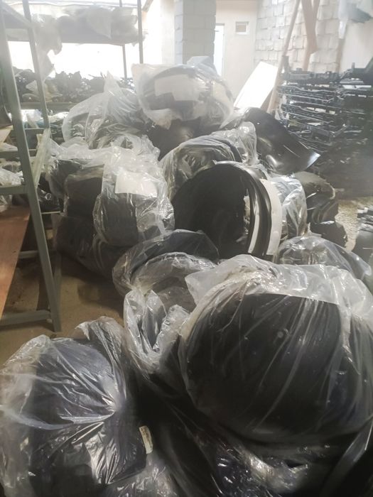 Оригинал запчасть подкрыльник