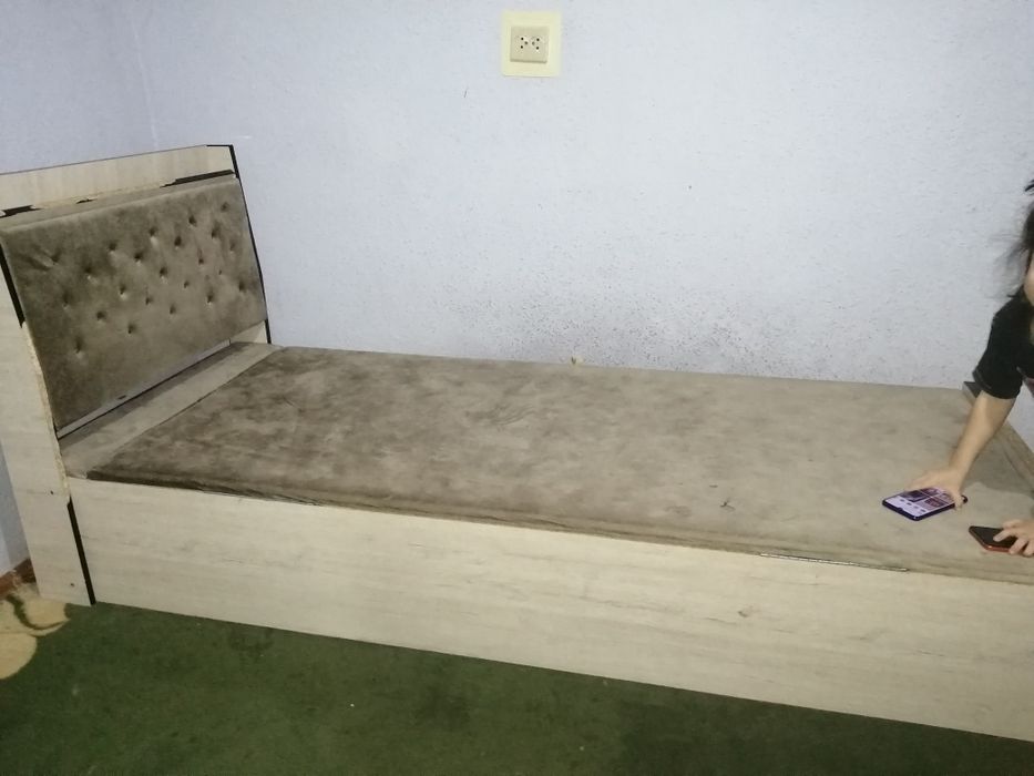 Спалный 1 одамлик Дсп 1,5 м х 2 м, ванна поддон 80 см х 80 см