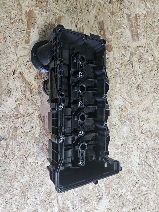 Capac culbutori BMW seria 1 seria 3 X3 n47 143 177 CP