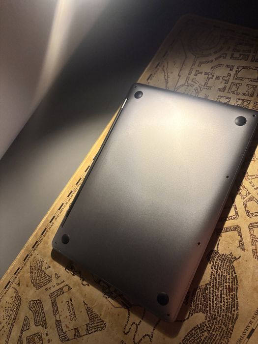 Macbook Pro 13” 2017 i5