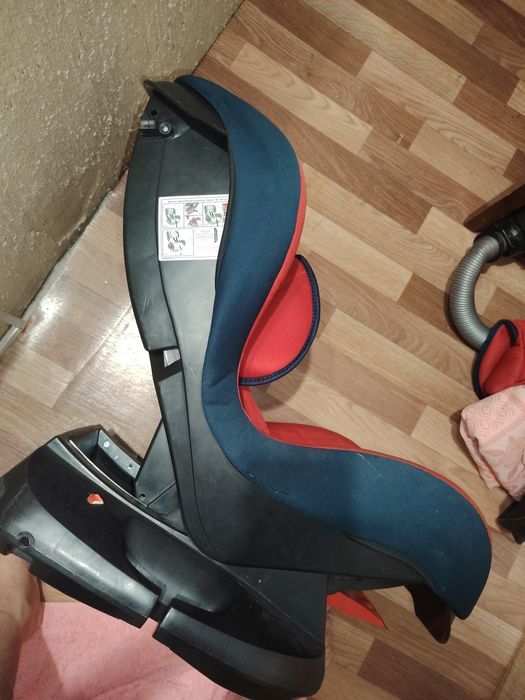 Продам автокресло