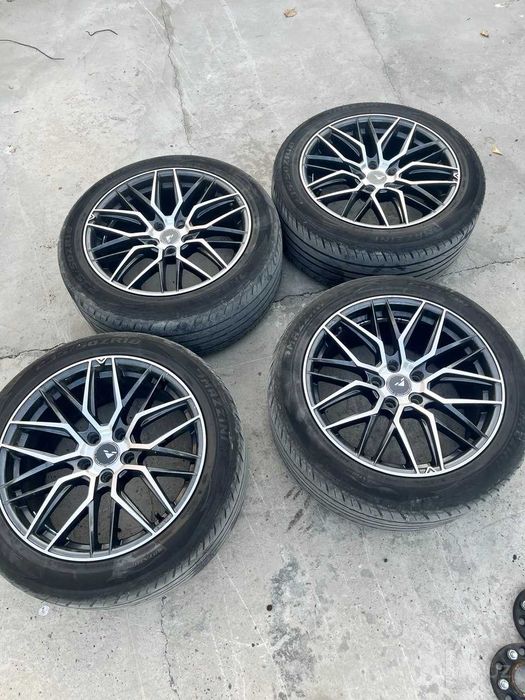 Balon va diska Mazzini 235/50 R18