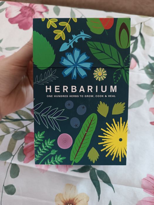 Herbarium - карти