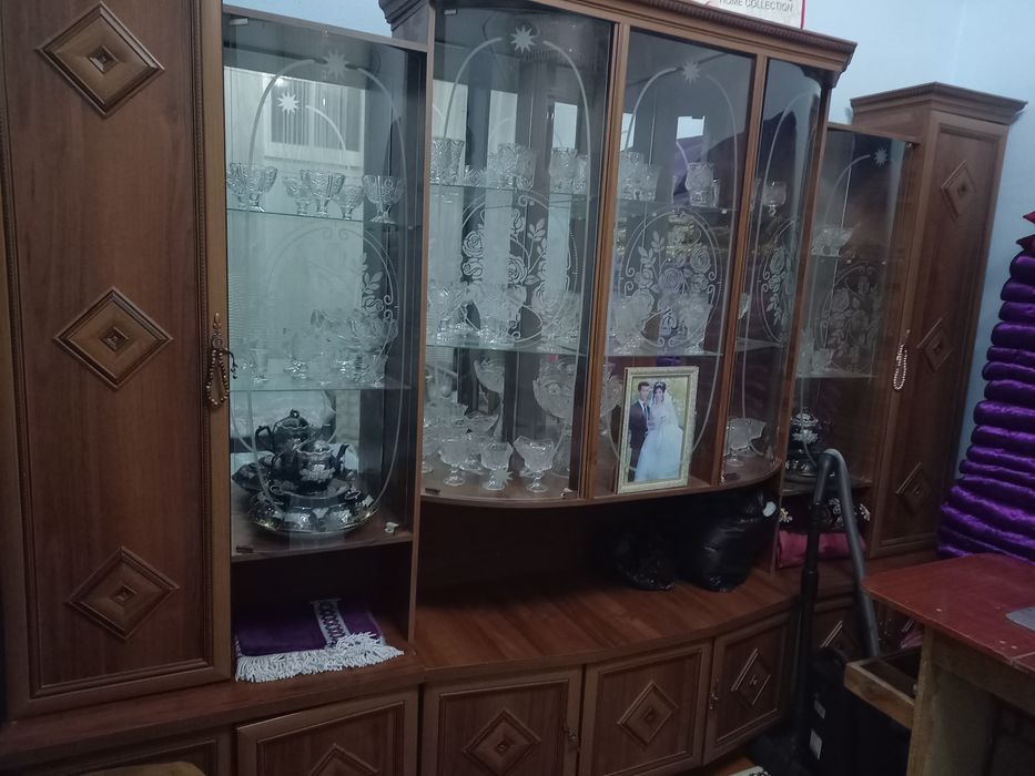 Стенка. Мебел холати ало