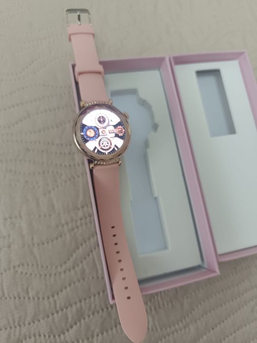 Smartwatch Premium cu ecran AMOLED