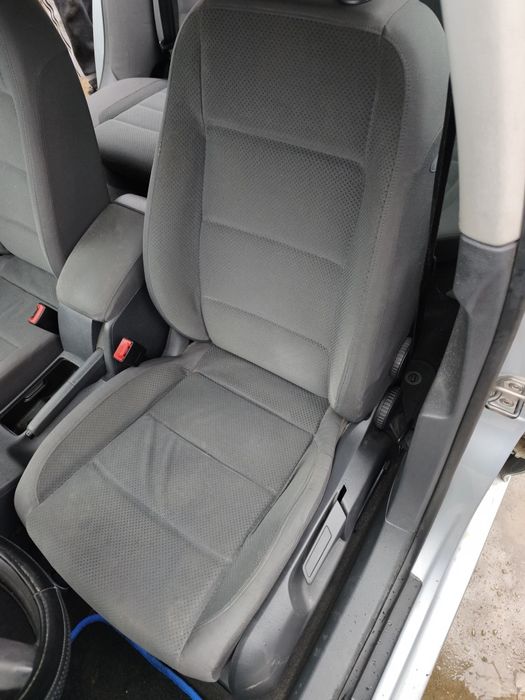 Interior textil vw Golf 5(berlina)cu geamuri electrice față/spate