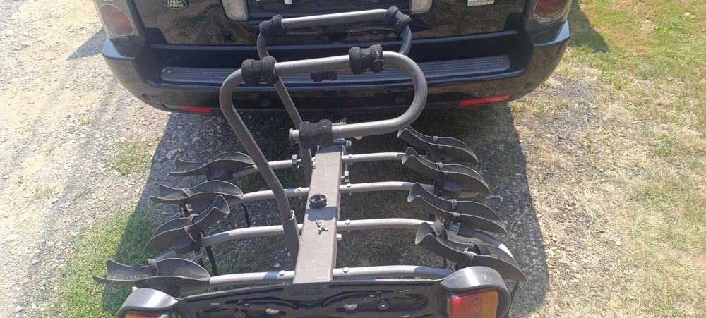 Suport pentru 4 biciclete