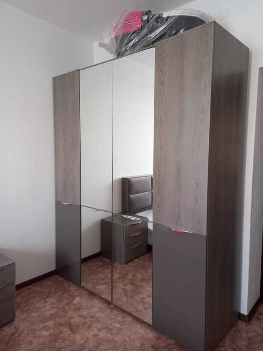 продам спальный гарнитур бу Россия