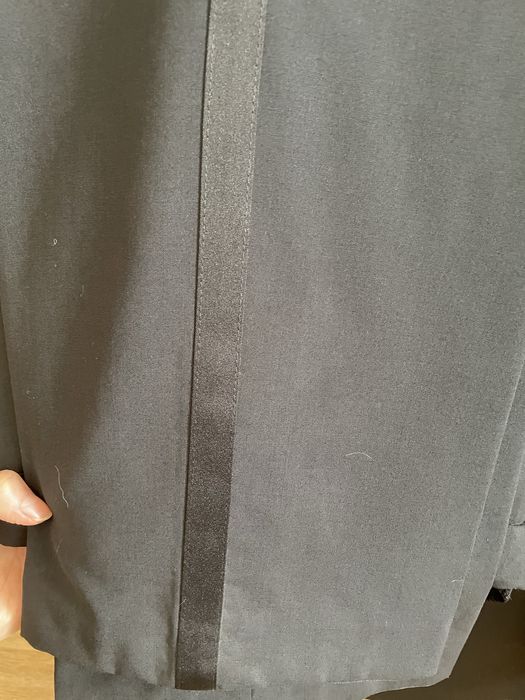 Продам смокинг Hugo Boss б/у