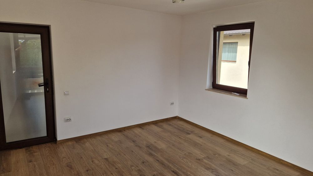 Duplex de Închiriat în Someșeni, parcari, curte!