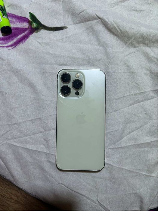 Se vinde iphone 13 pro 256 gb 90%