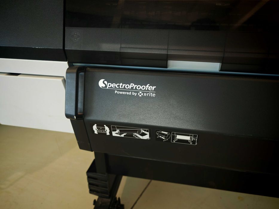 Imprimanta plotter Epson Stylus Pro 9900 format 44 inch SpectroProofer