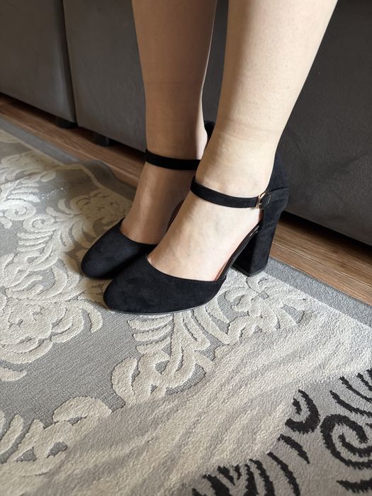 Туфли б/у 37 разм