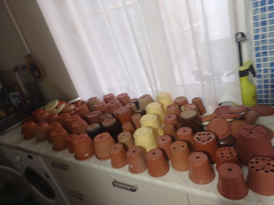 Продам горшки бу