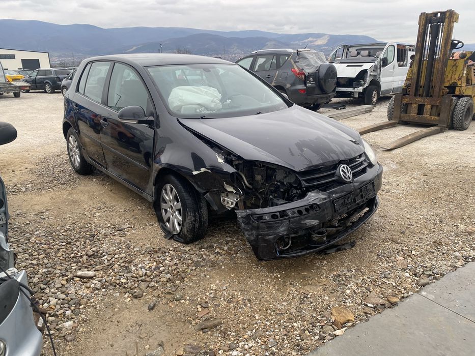 Фолксваген голф5 1.9 тди 105кс на части  golf5 1.9 tdi