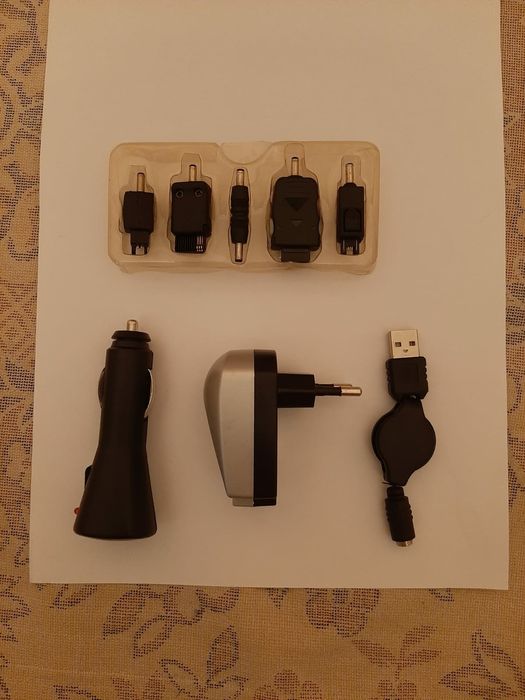 Продаётся новые зарядки для сотового телефона