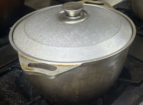 Казан дюраалюминевый продам