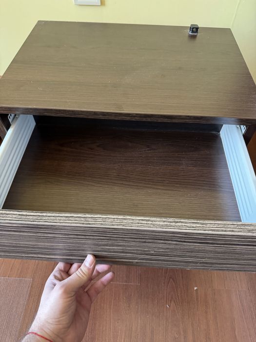 2бр. Нощни шкафчета