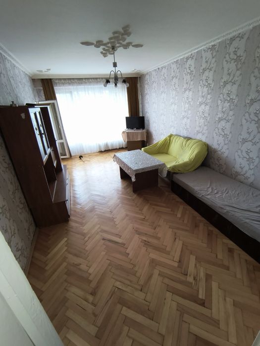 3 стаен апартамент 4 стаен апартамент под наем жк Красна поляна