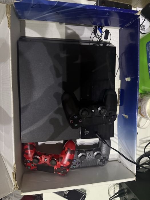 Plastation 4 slim