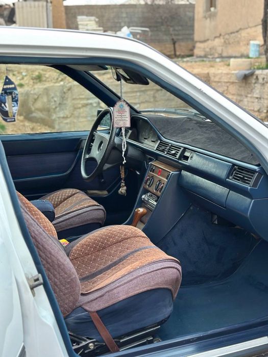 мерс 124 автомат