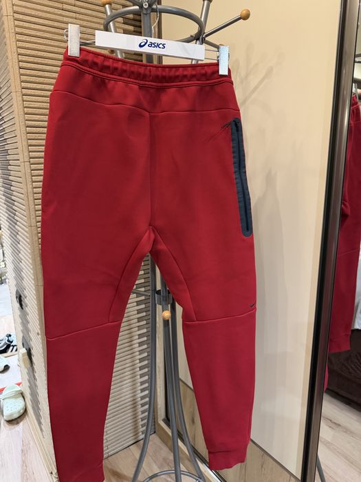 Мъжко долнище Nike Tech FLC