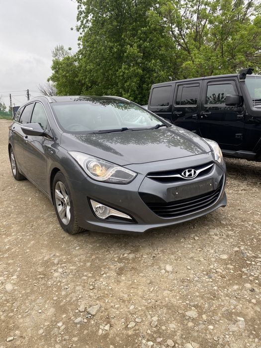 Oglindă stânga cu rabatare electrică Hyundai i40