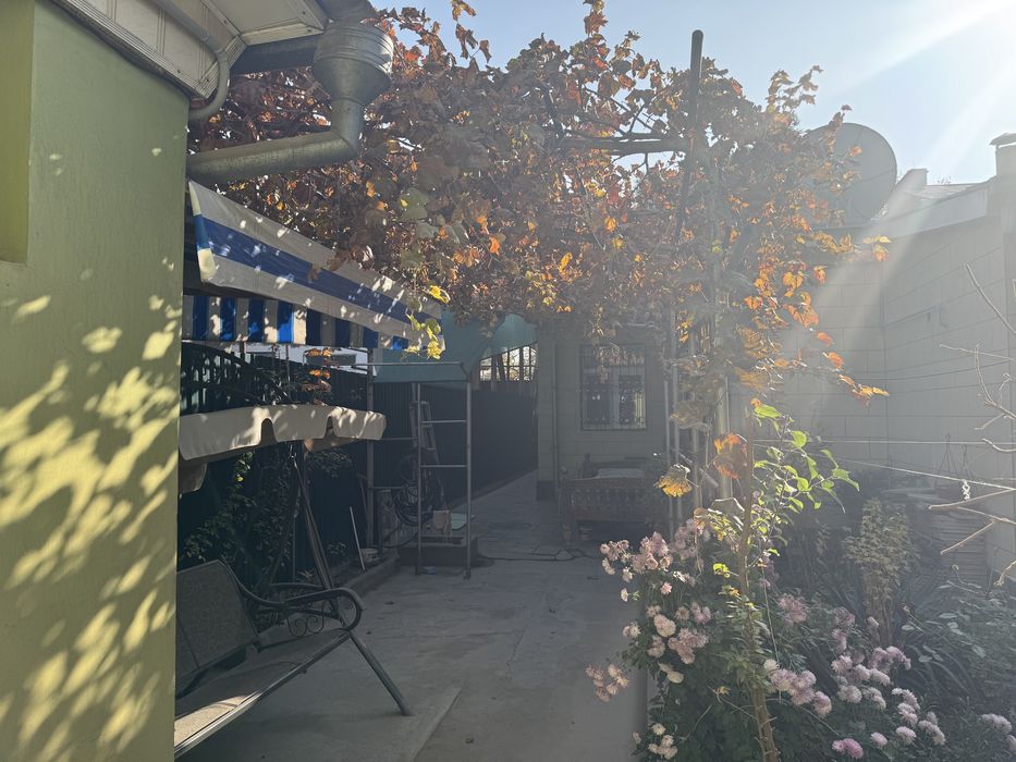 Азербайджанский центр, ТШИТ, улица Кызыл Арват участок 2,4 Сотки