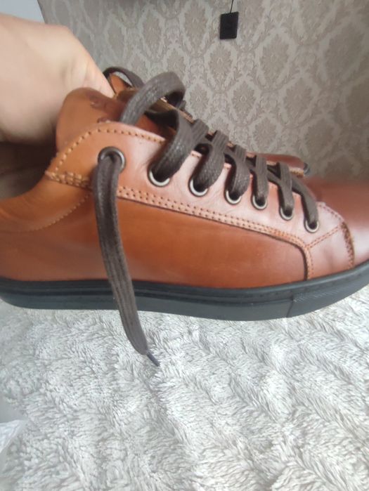 Кожаные ботинки 42