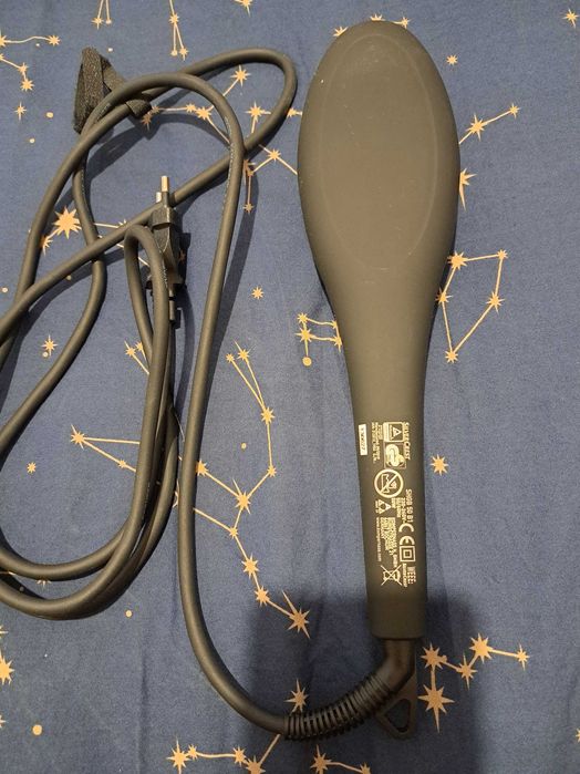 Четка за изправяне на коса