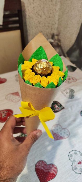 Квилинг моливник,кошница и букети