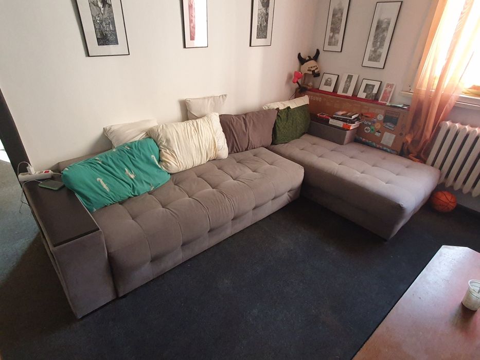 Разтегателен диван