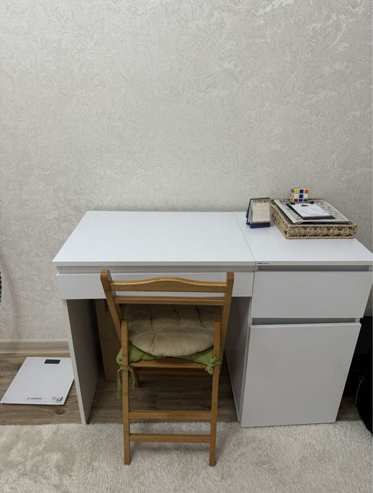 Туалетный столик