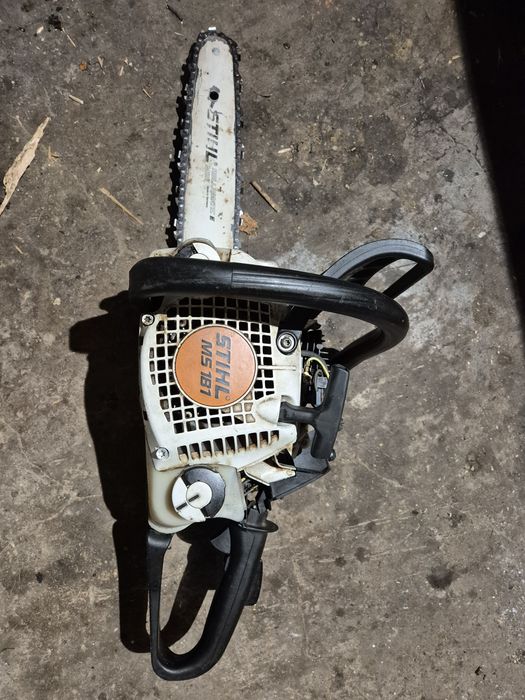 Drujbă STIHL 181C
