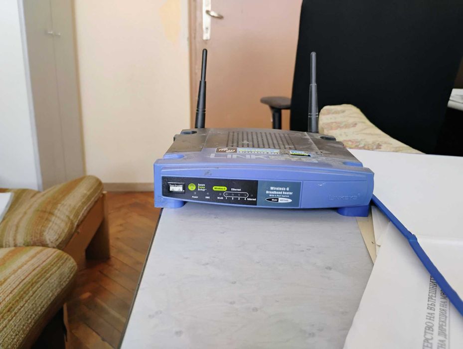 Безжичен рутер Linksys WRT54GL