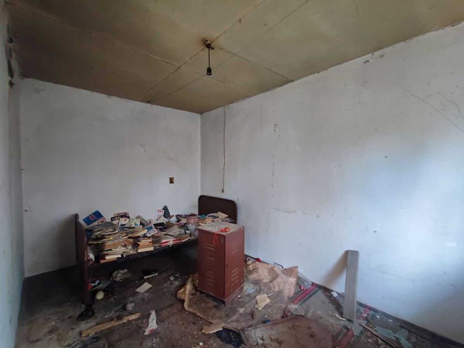 Къща с двор в с. Морава, общ. Свищов