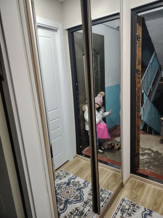 CHirchiq shahar 8 mikrarayon 1 xonalik arenda